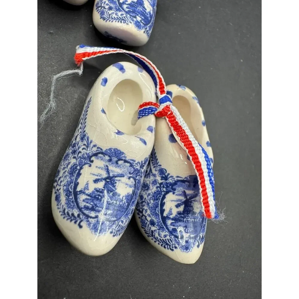 Miniature Holland Dutch Delft Blue/White Windmill Shoes Clogs Ornament 3 Pairs